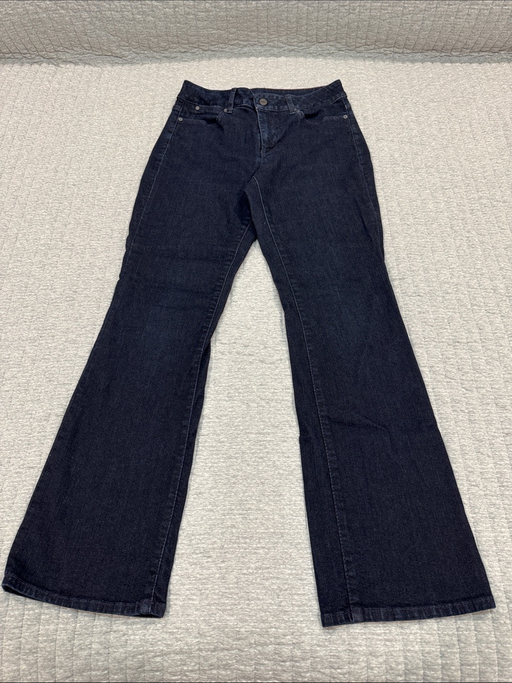 Talbots Curvy bootcut jeans dark wash Sz 6